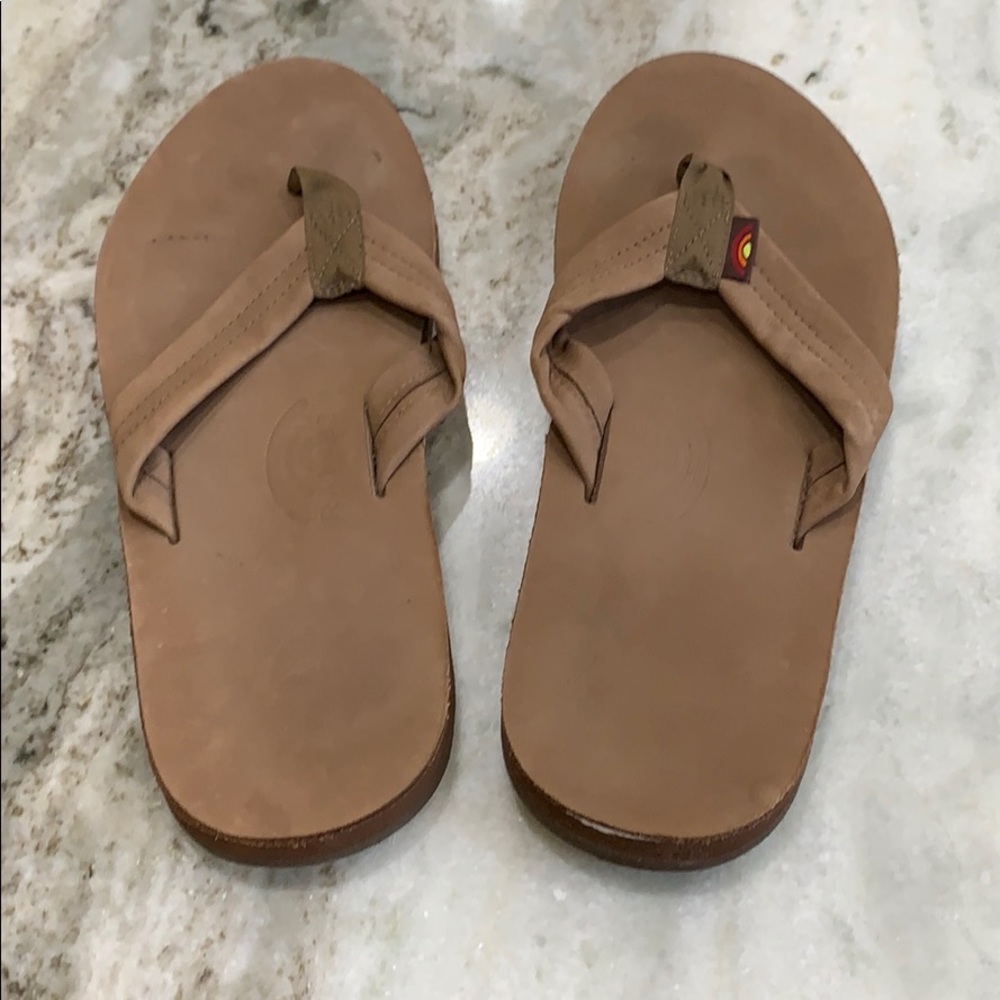 NWOT Men’s Rainbow Flip Flops Size 9.5-10.5.